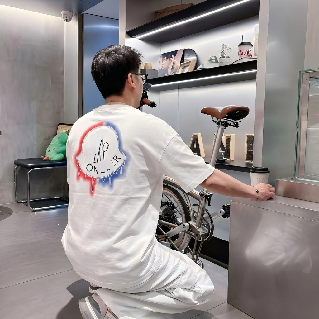 Moncler Embroidered Logo T-Shirt - view 10