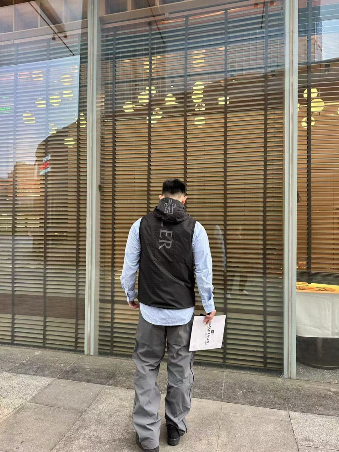 Moncler Hooded Graphic Logo Vest - view 10
