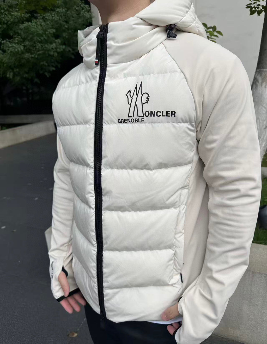 Moncler Hooded Zip-Up Graphic Down Jacket - view 10