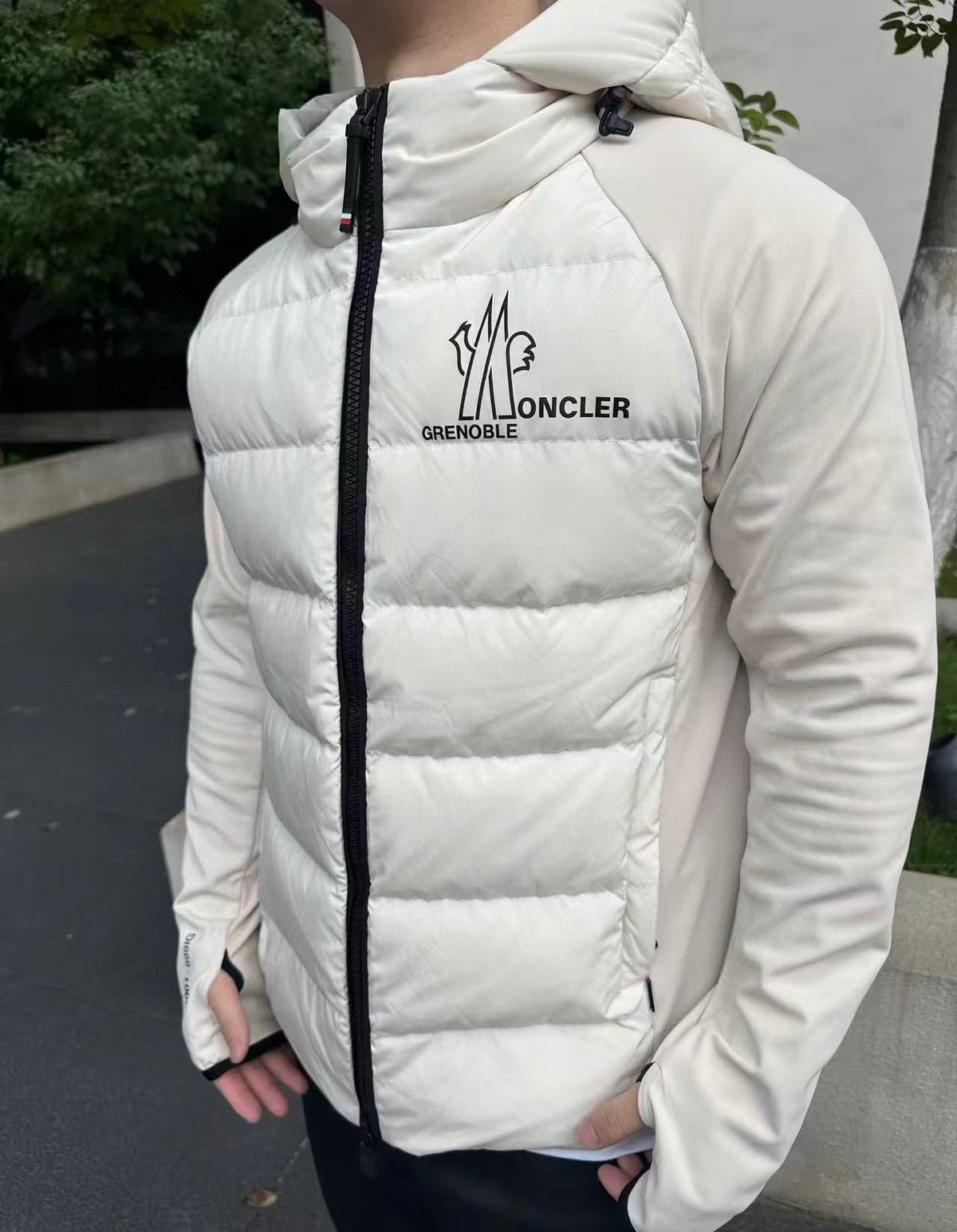 Moncler Hooded Zip-Up Graphic Down Jacket - view 10