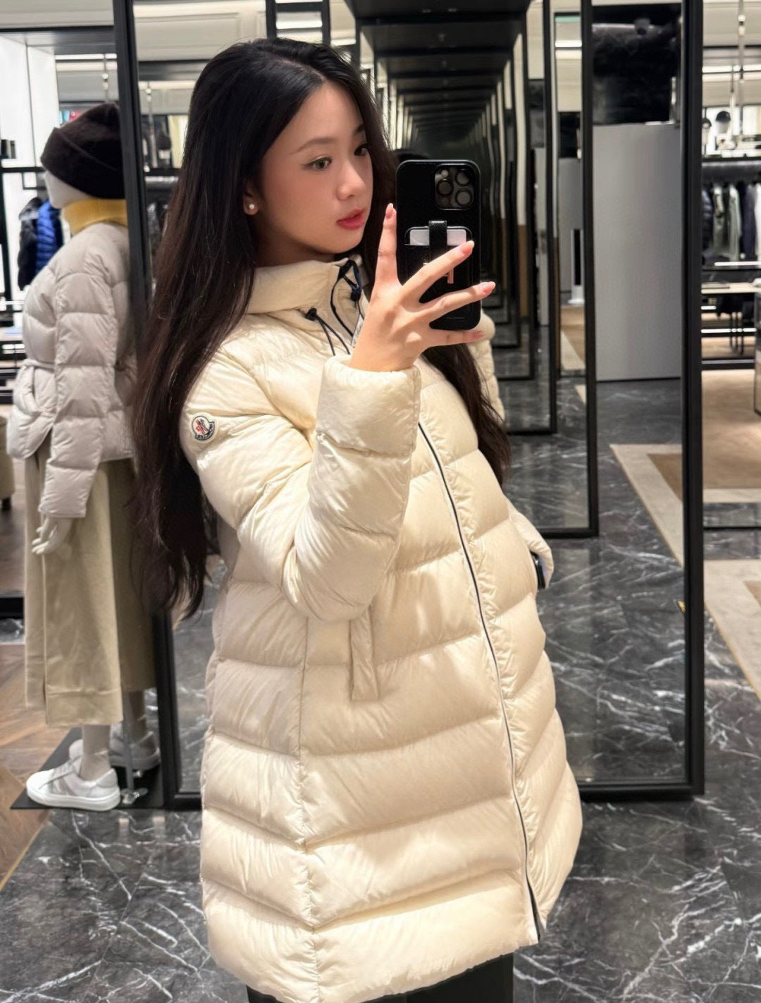 Moncler Women's Hooded Lightweight Down Jacket - view 10