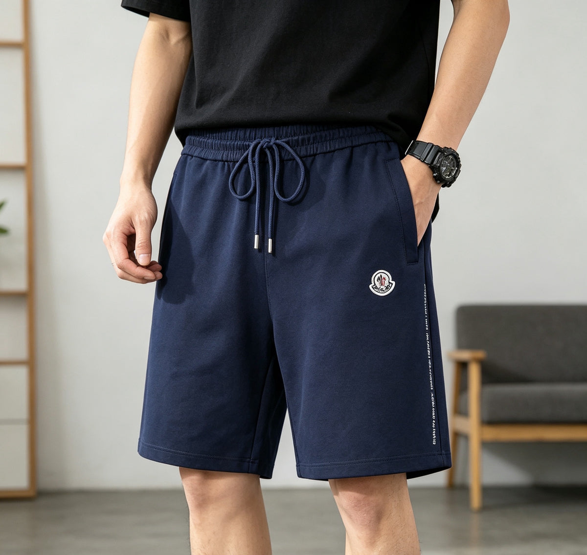 Moncler Embroidered Logo Short - view 10