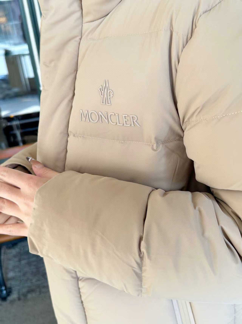 Moncler Hooded Logo Lightweight Down Jacket - view 10