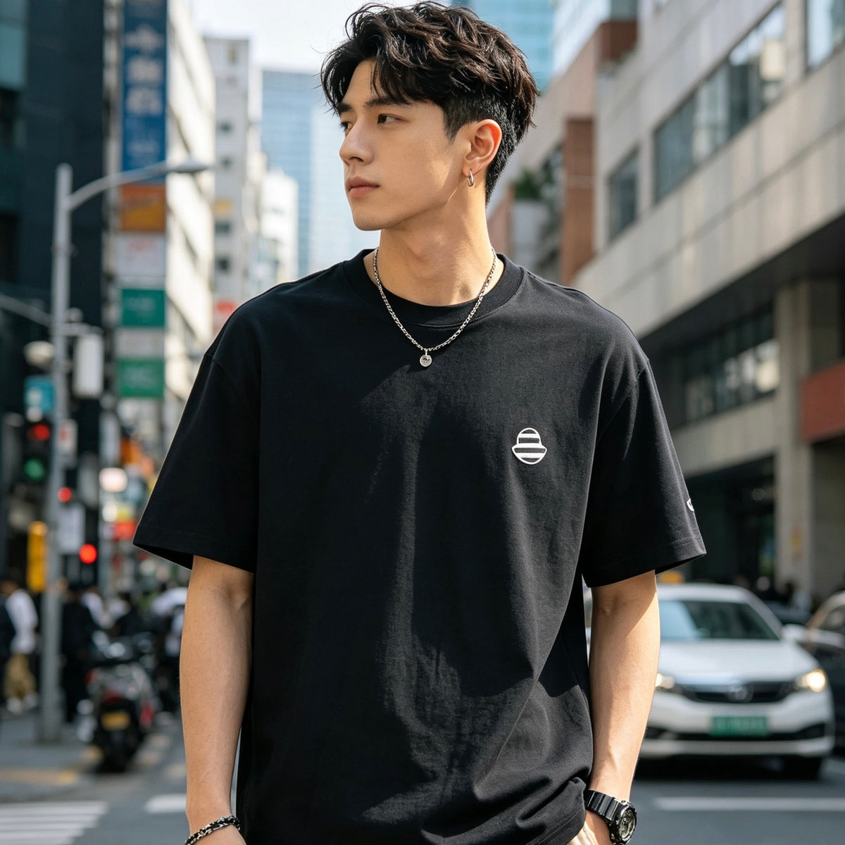 Moncler Embroidered Logo T-Shirt - view 10