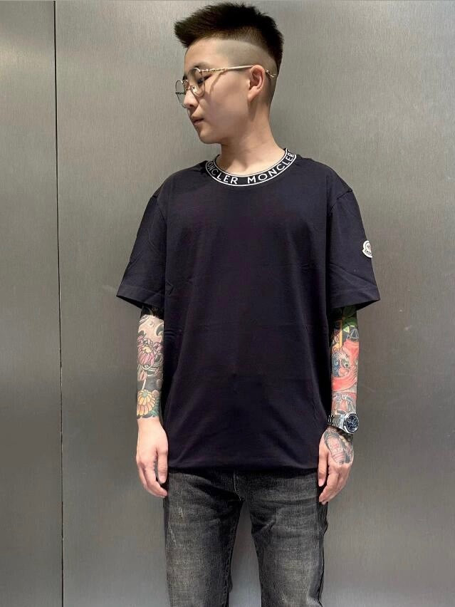 Moncler Embroidered Logo T-Shirt - view 11