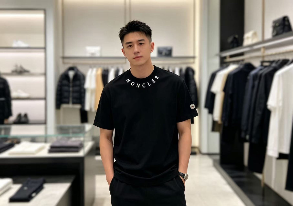 Moncler Graphic Logo T-Shirt - view 11