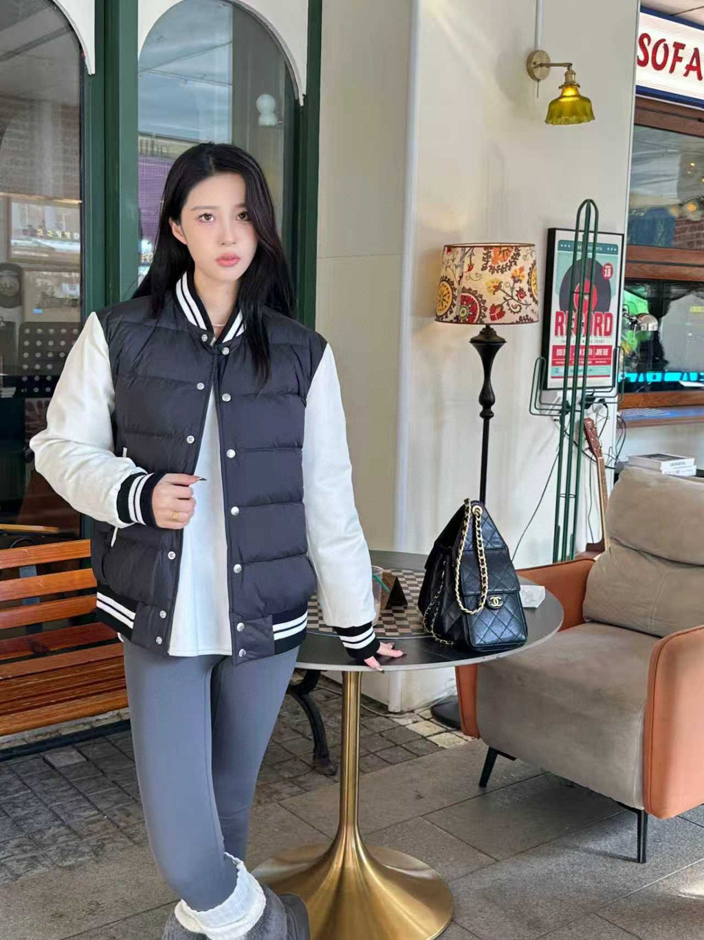 Moncler Zip-Up Lightweight Down Jacket - view 11