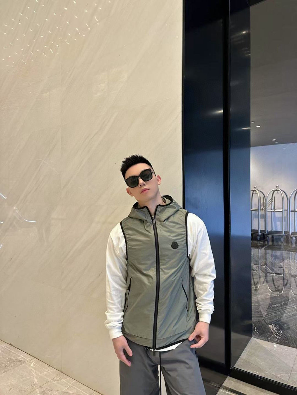 Moncler Hooded Graphic Logo Vest - view 11