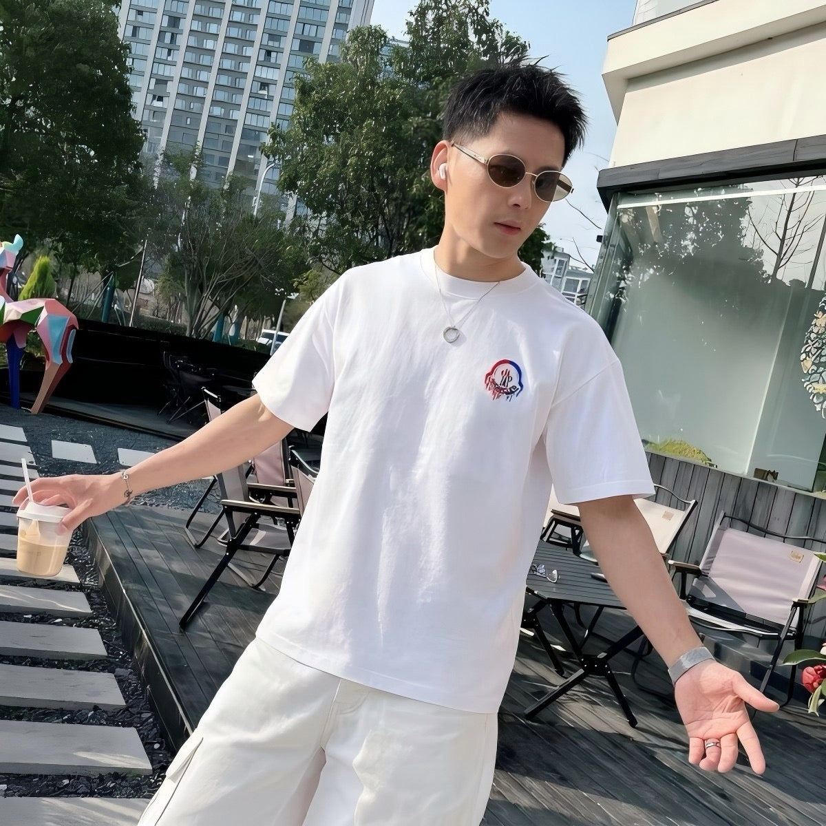 Moncler Embroidered Logo T-Shirt - view 11