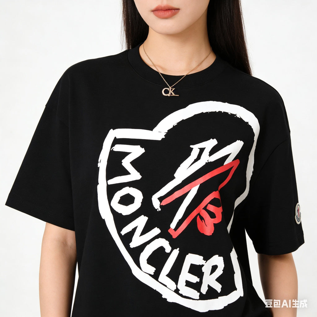 Moncler Logo Lightweight T-Shirt - view 11