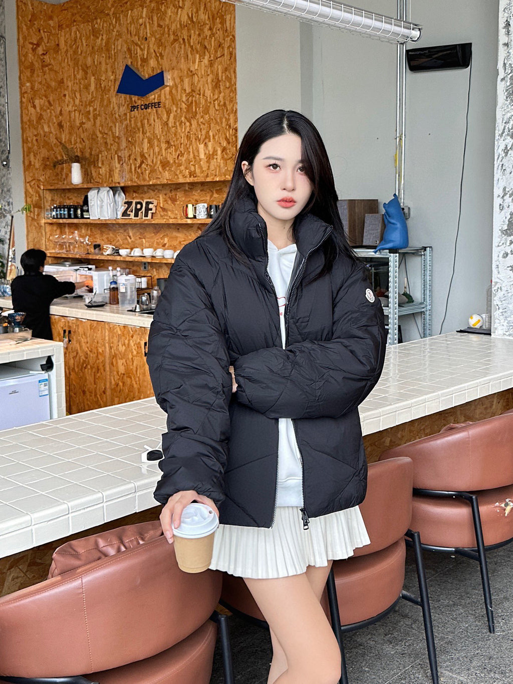 Moncler Zip-Up Lightweight Down Jacket - view 11