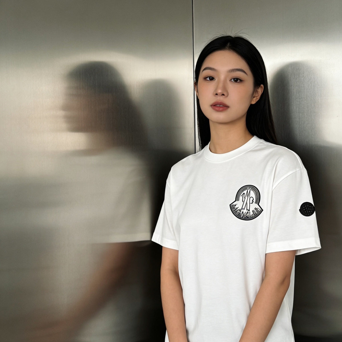 Moncler Embroidered Logo T-Shirt - view 11