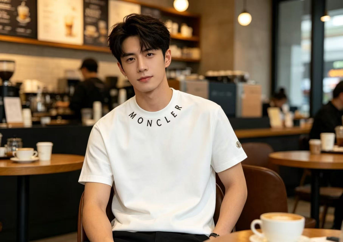 Moncler Graphic Logo T-Shirt - view 11