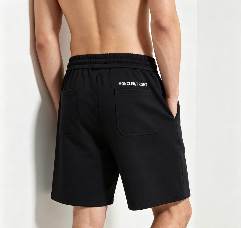 Moncler Embroidered Logo Short - view 12