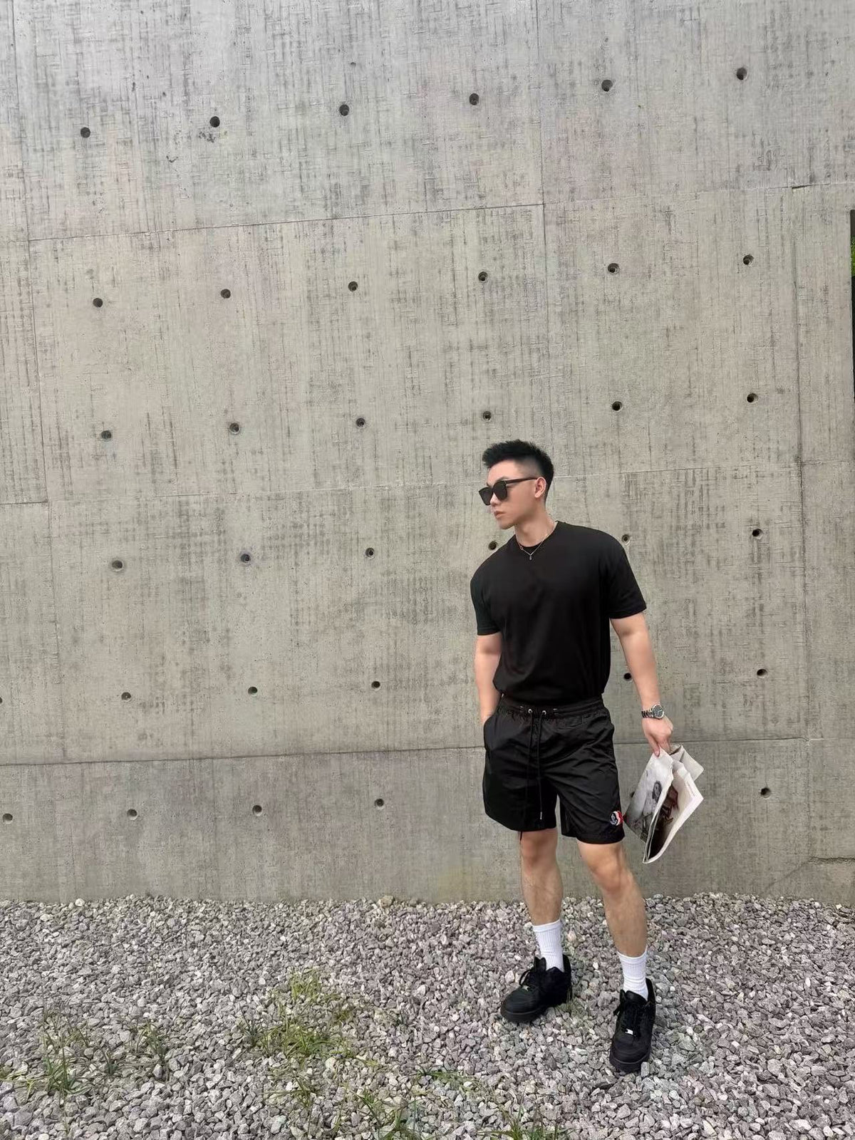 Moncler Embroidered Logo Short - view 12