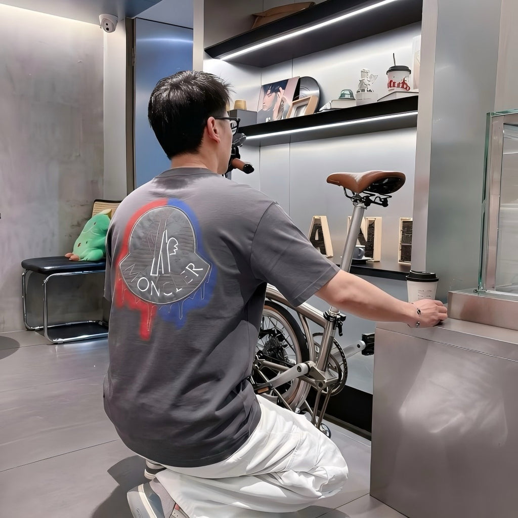 Moncler Embroidered Logo T-Shirt - view 12