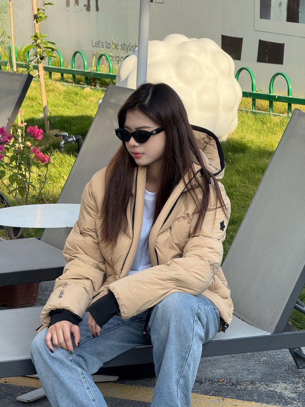 Moncler Hooded Logo Down Jacket - view 13