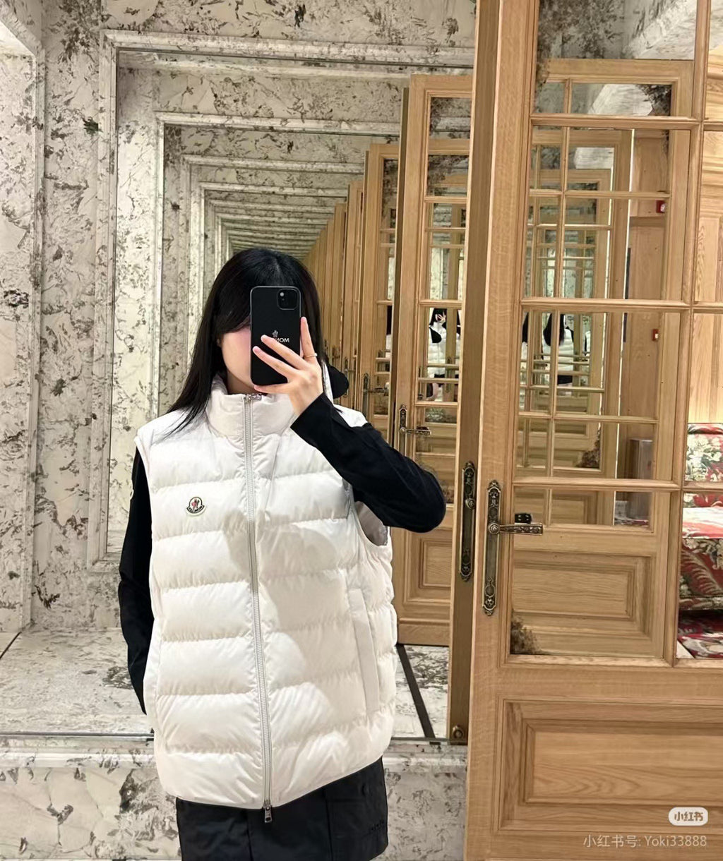 Moncler Men's Zip-Up Logo Vest - view 13