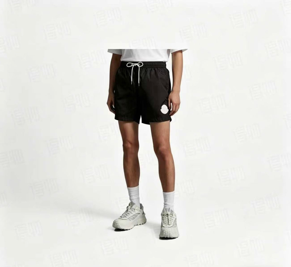 Moncler Logo Lightweight Short - White - view 13