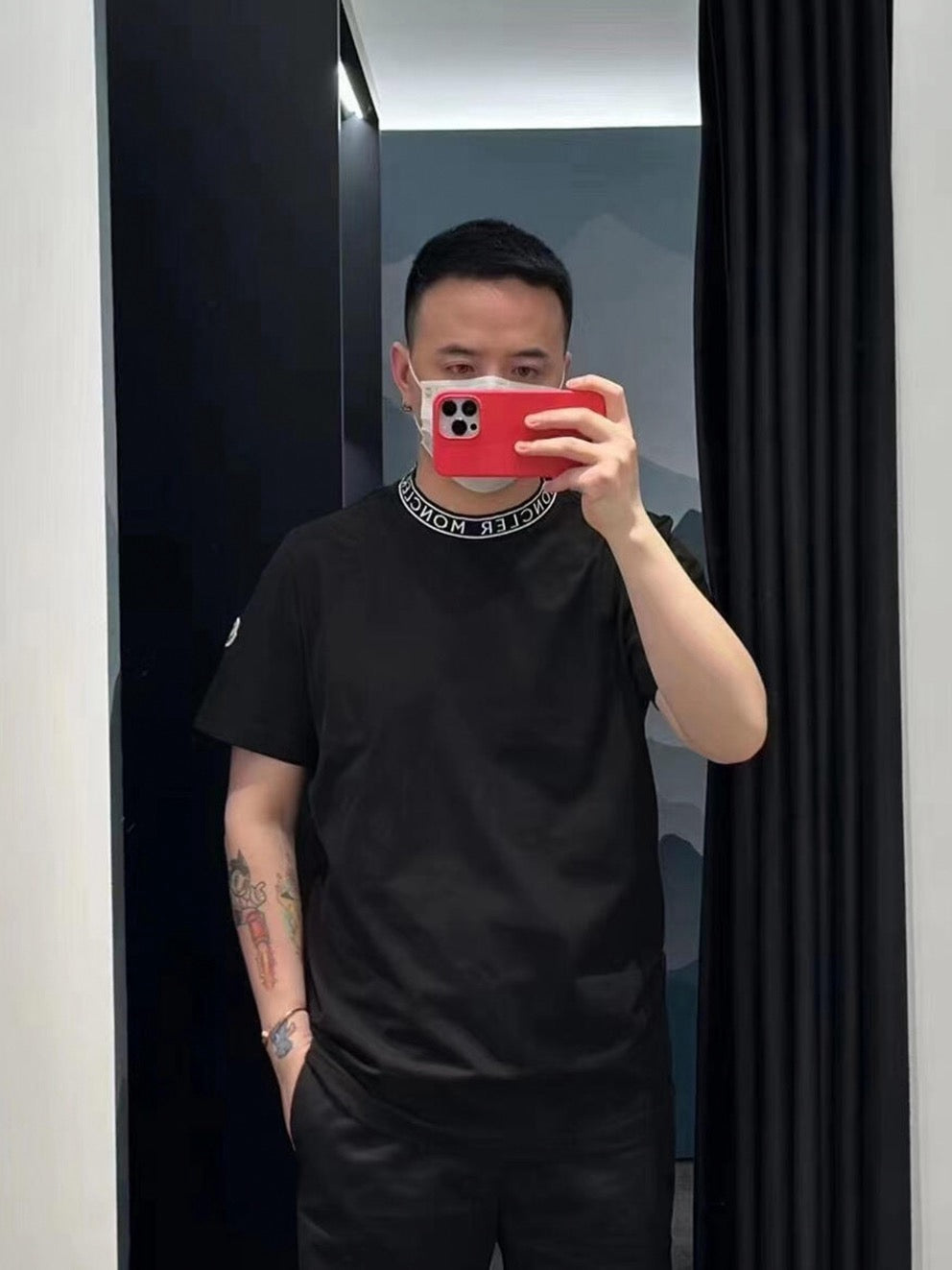 Moncler Embroidered Logo T-Shirt - view 13