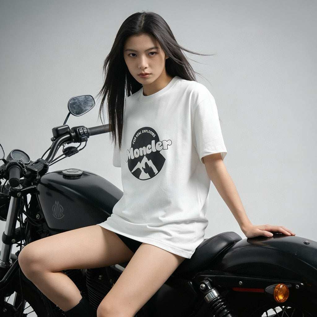 Moncler Graphic Logo T-Shirt - view 13