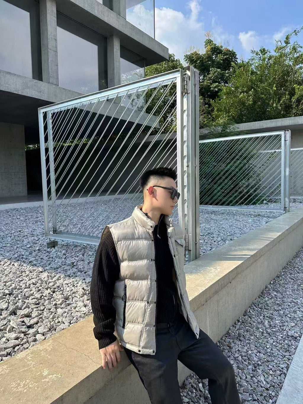 Moncler Logo Lightweight Vest - view 13
