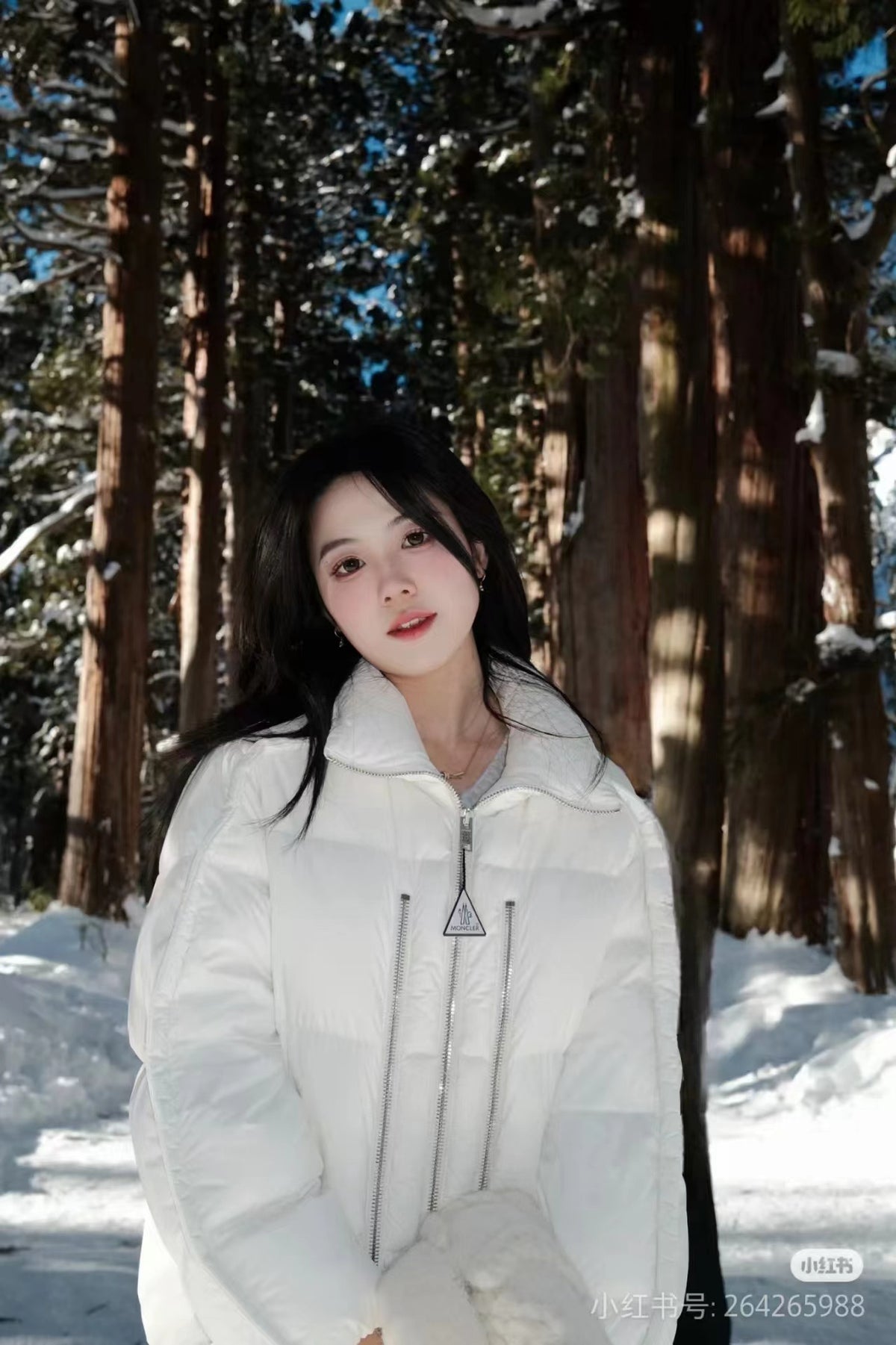 Moncler Zip-Up Embroidered Logo Down Jacket - view 13