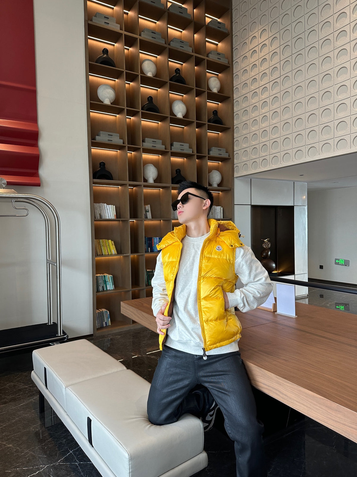 Moncler maya Hooded Zip-Up Logo Vest - view 14