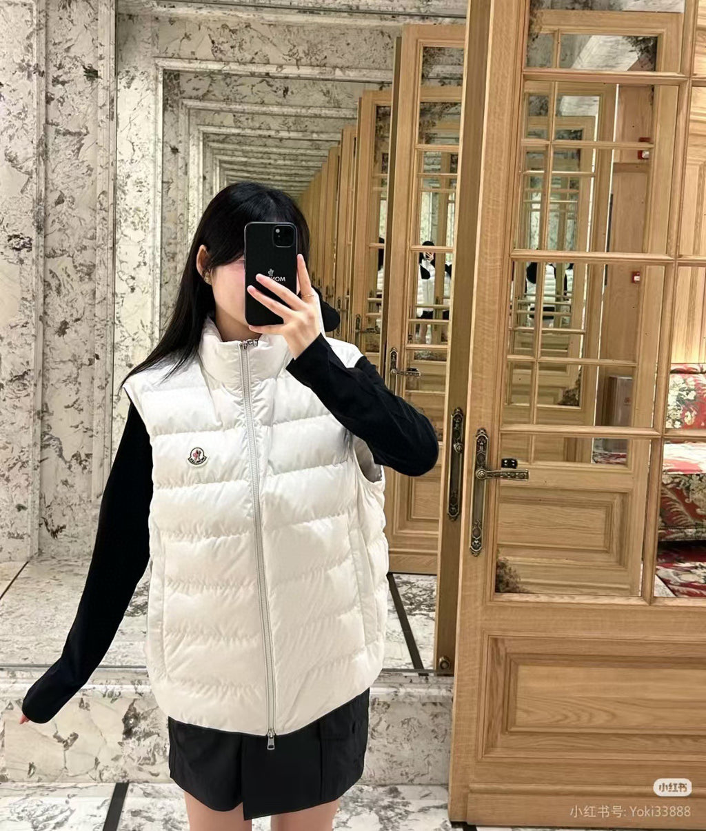 Moncler Men's Zip-Up Logo Vest - view 14