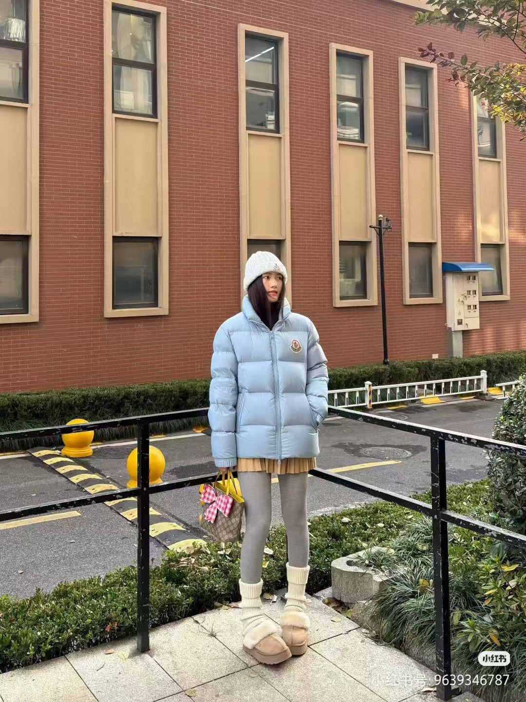 Moncler Men's Down Jacket - view 14