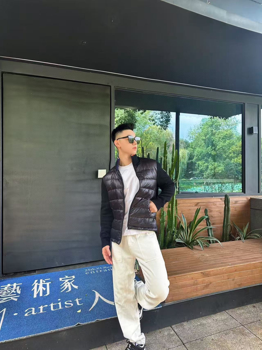 Moncler Zip-Up Down Jacket - view 14