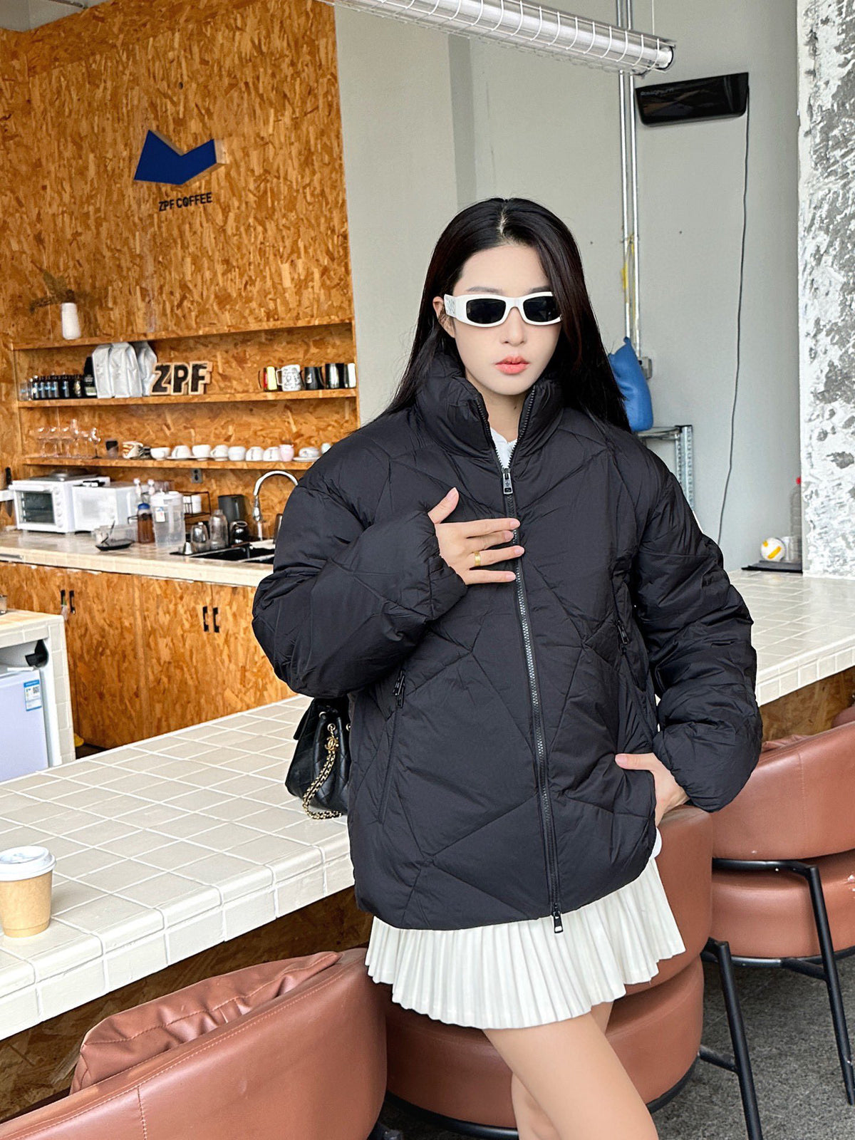 Moncler Zip-Up Lightweight Down Jacket - view 14
