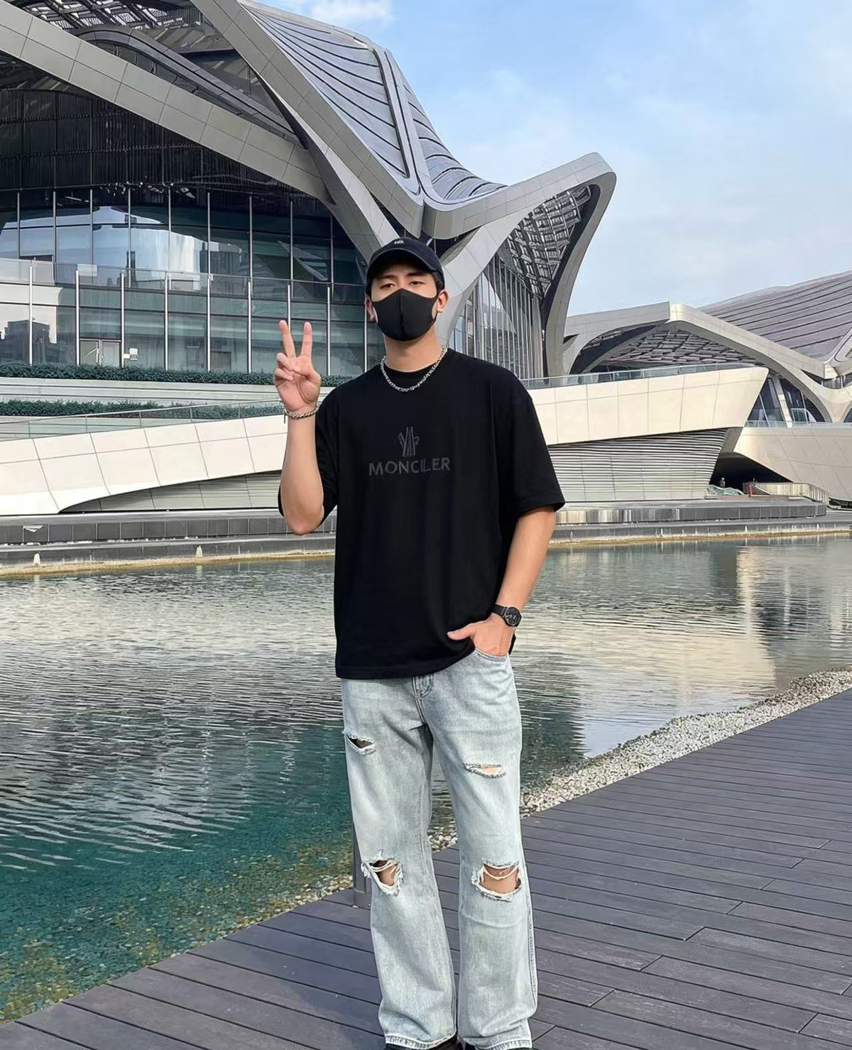 Moncler Graphic T-Shirt - view 15