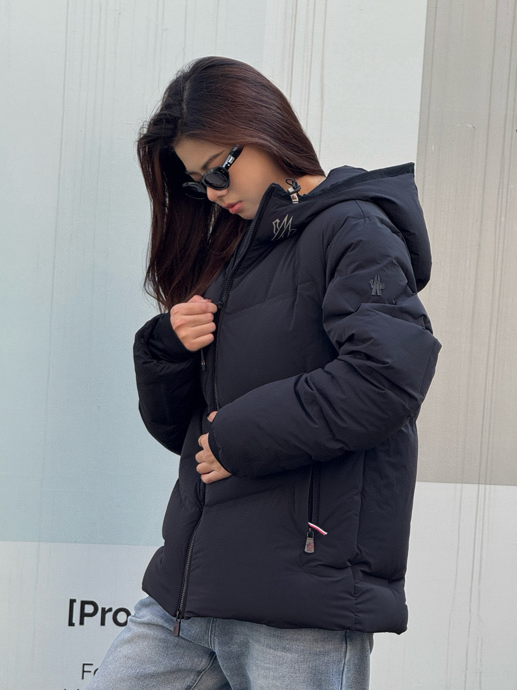 Moncler Hooded Logo Down Jacket - view 15