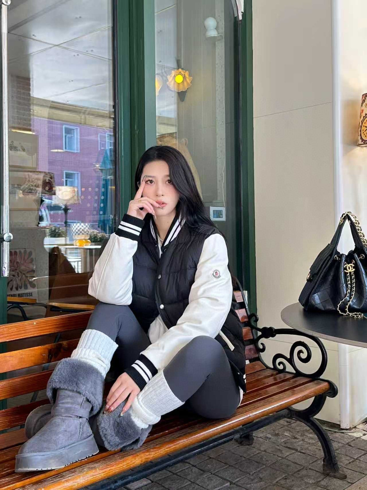 Moncler Zip-Up Lightweight Down Jacket - view 15