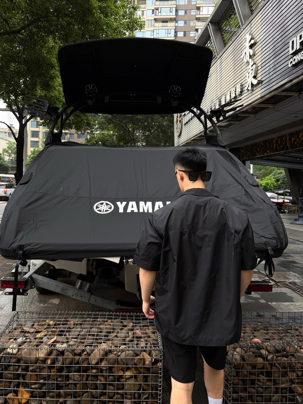 Moncler Logo T-Shirt - view 15