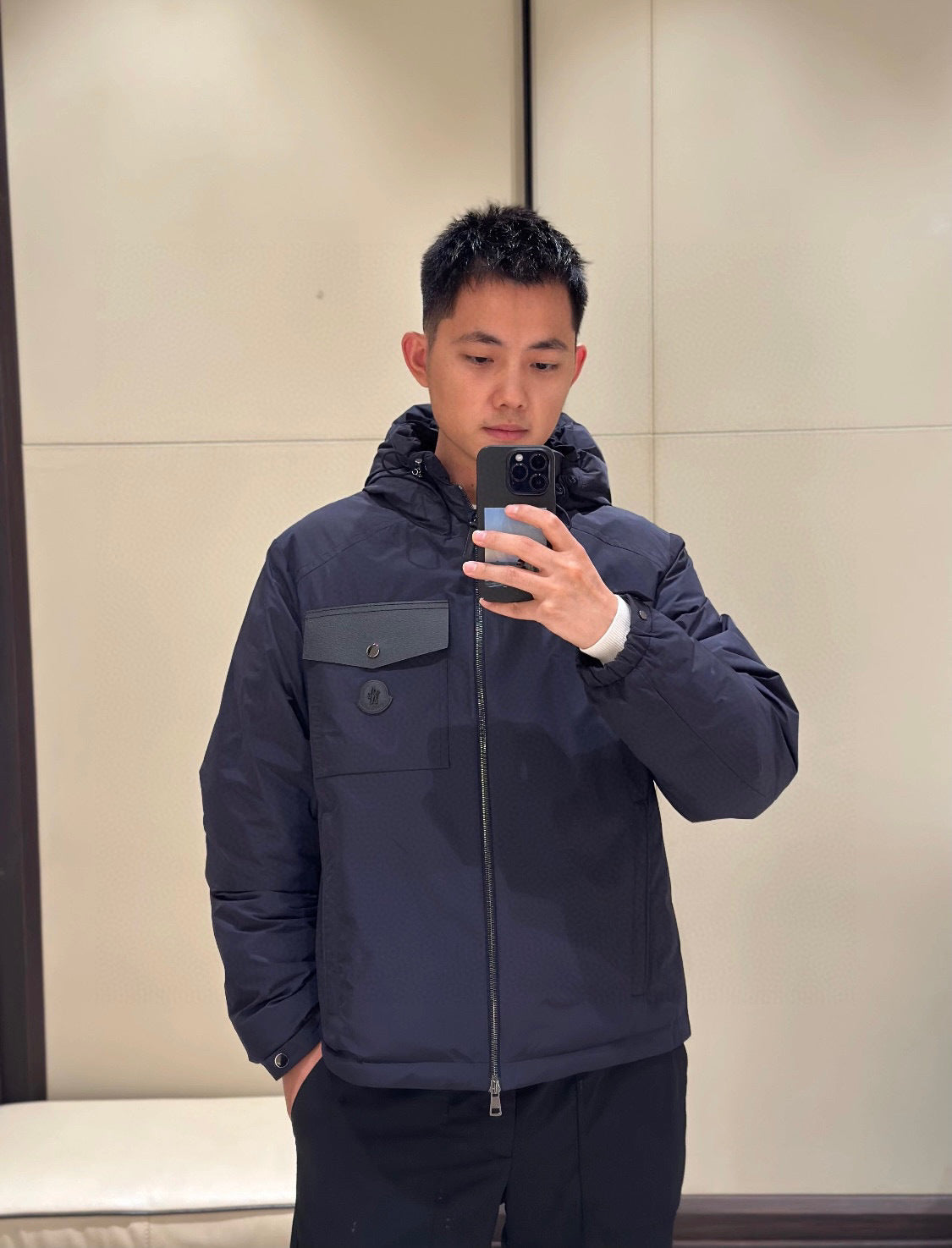 Moncler Hooded Zip-Up Logo Down Jacket - view 15