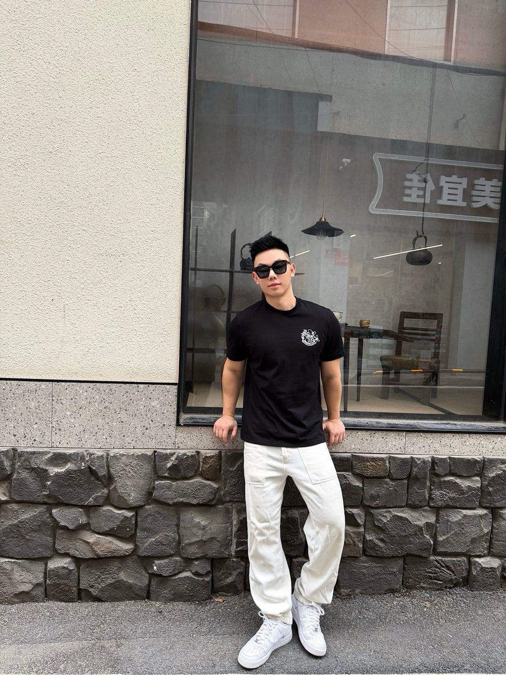 Moncler Embroidered T-Shirt - view 15