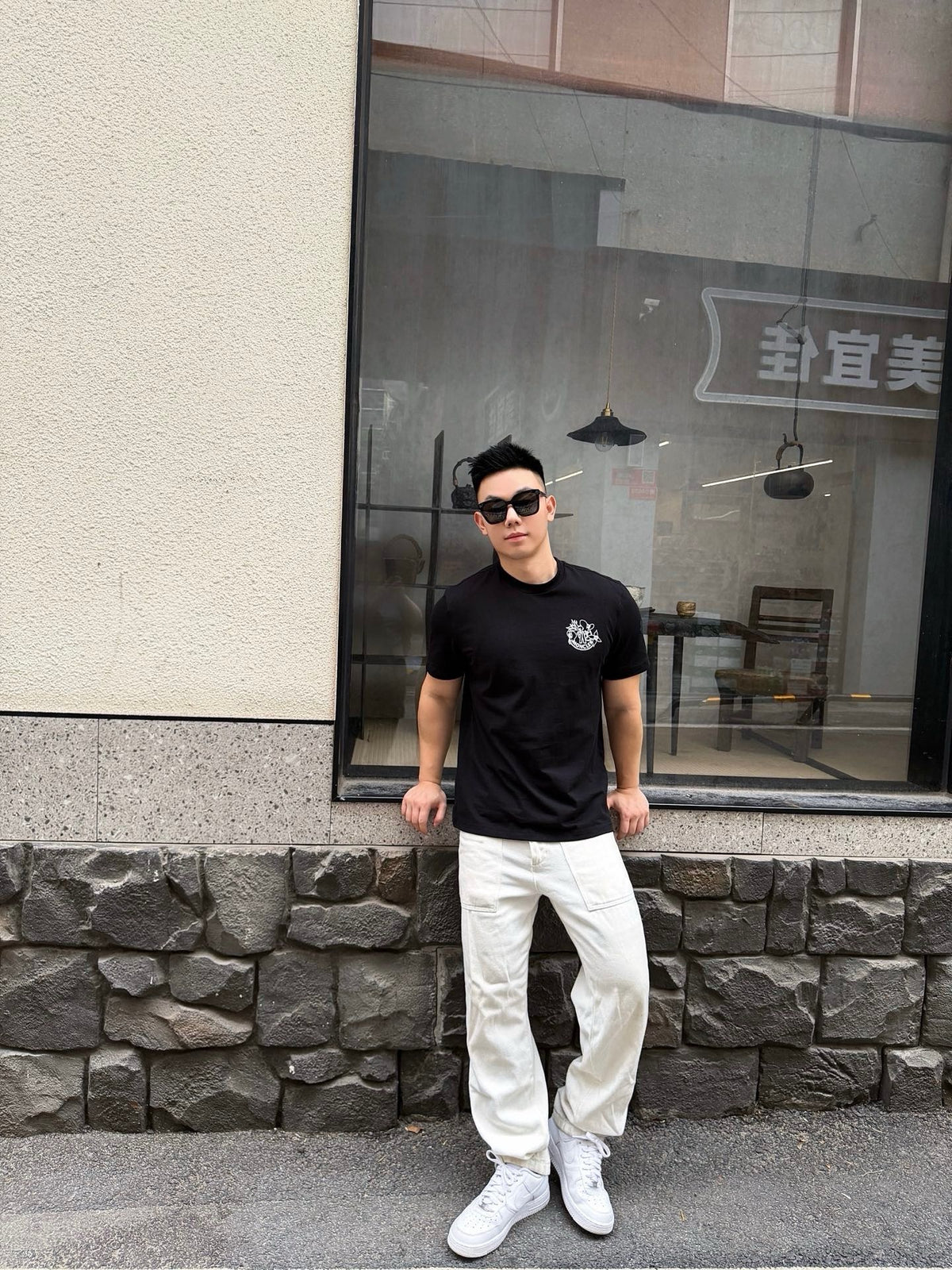 Moncler Embroidered T-Shirt - view 15