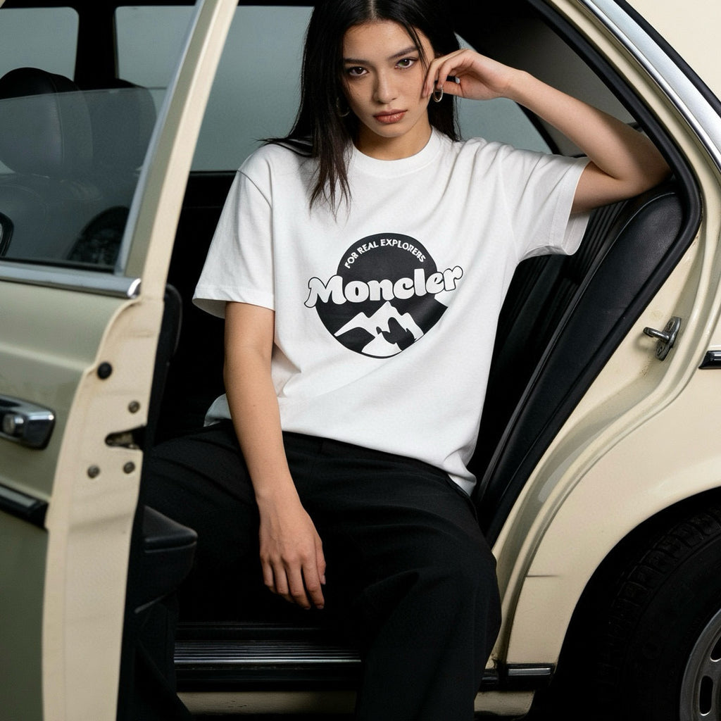 Moncler Graphic Logo T-Shirt - view 15