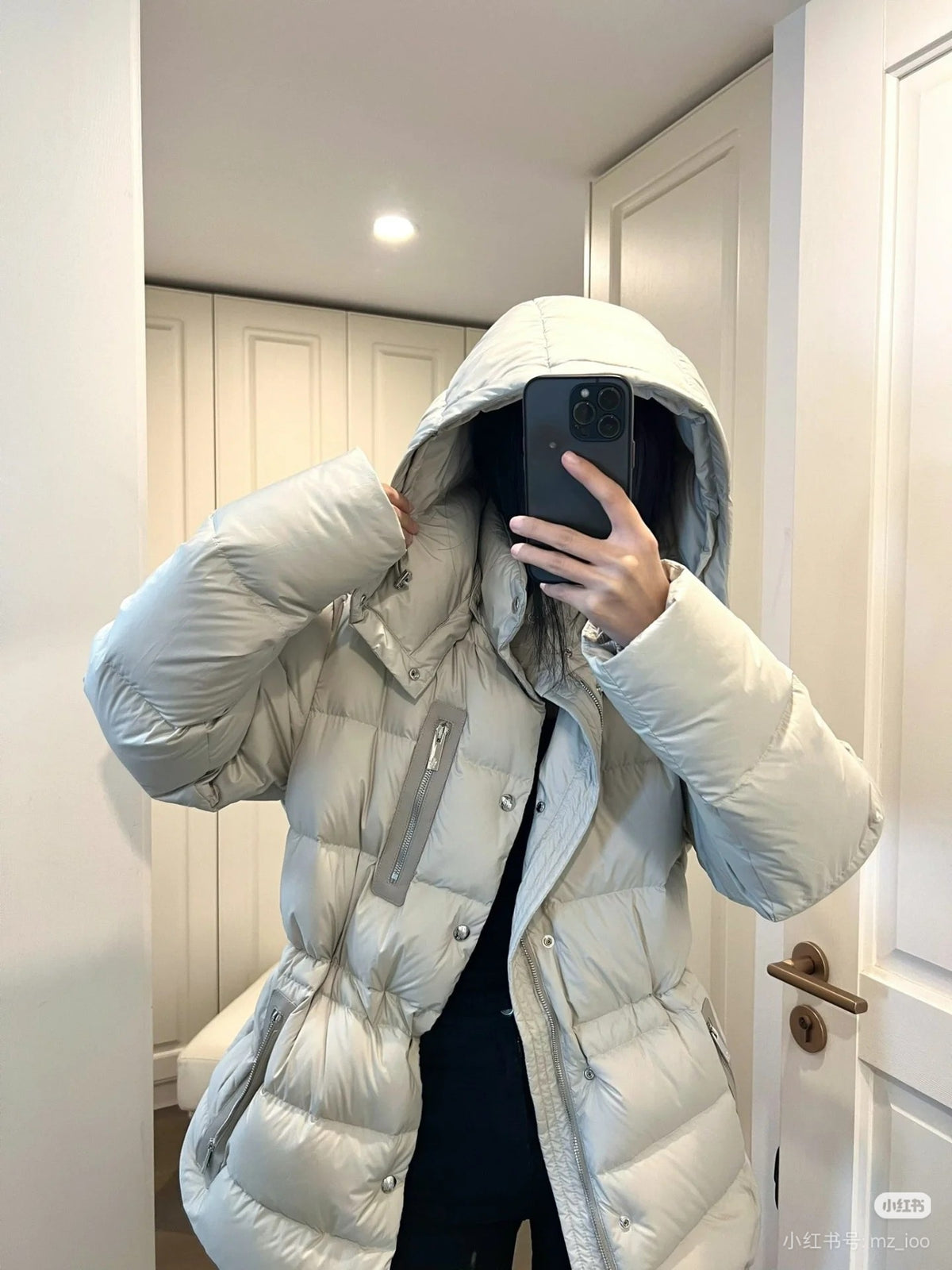 Moncler Hooded Zip-Up Graphic Down Jacket - view 15