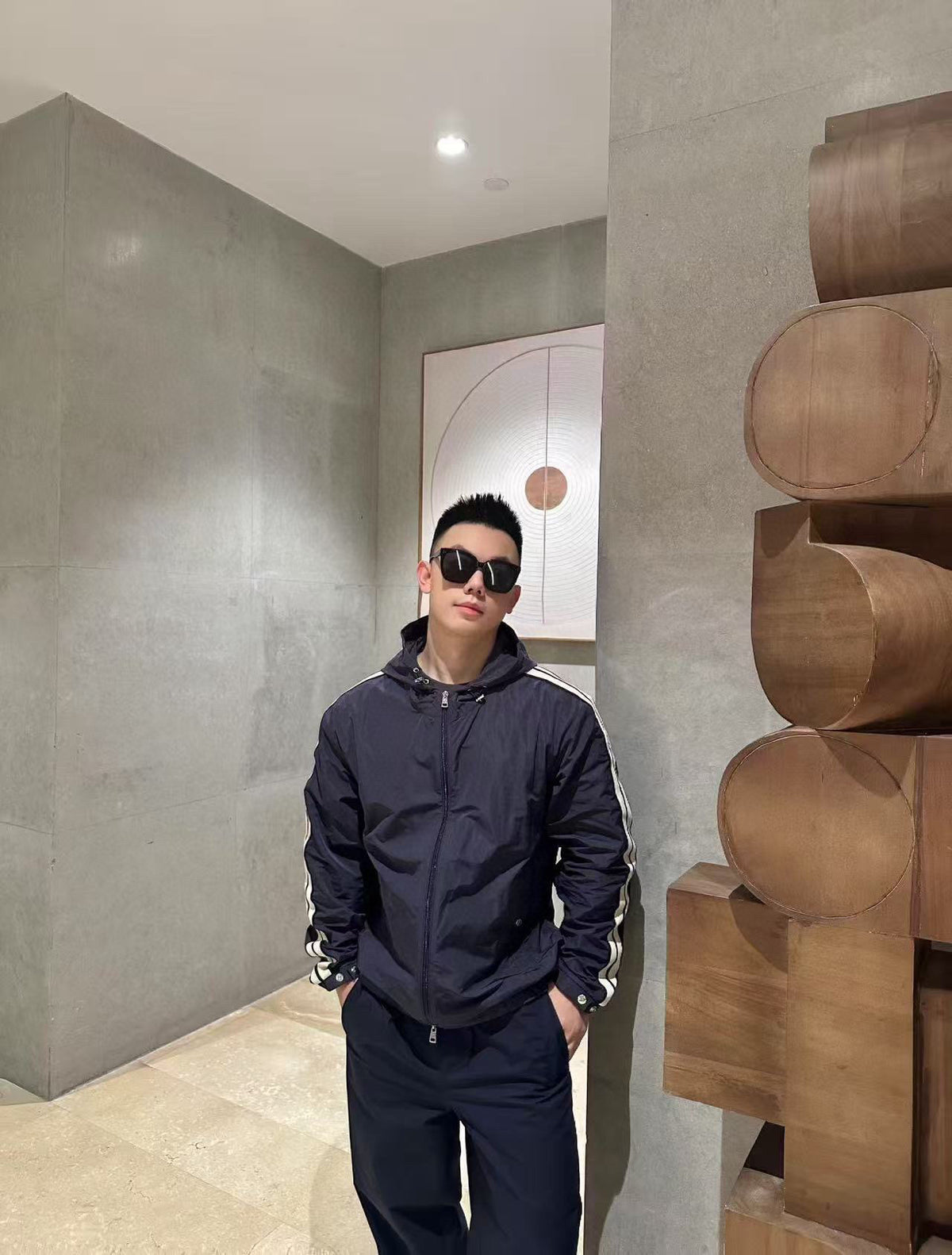 Moncler Logo Lightweight Jacket - view 16
