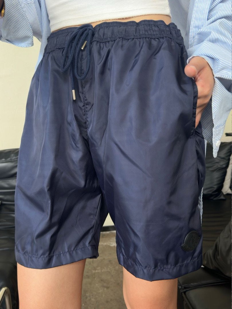 Moncler Logo Lightweight Short - view 16