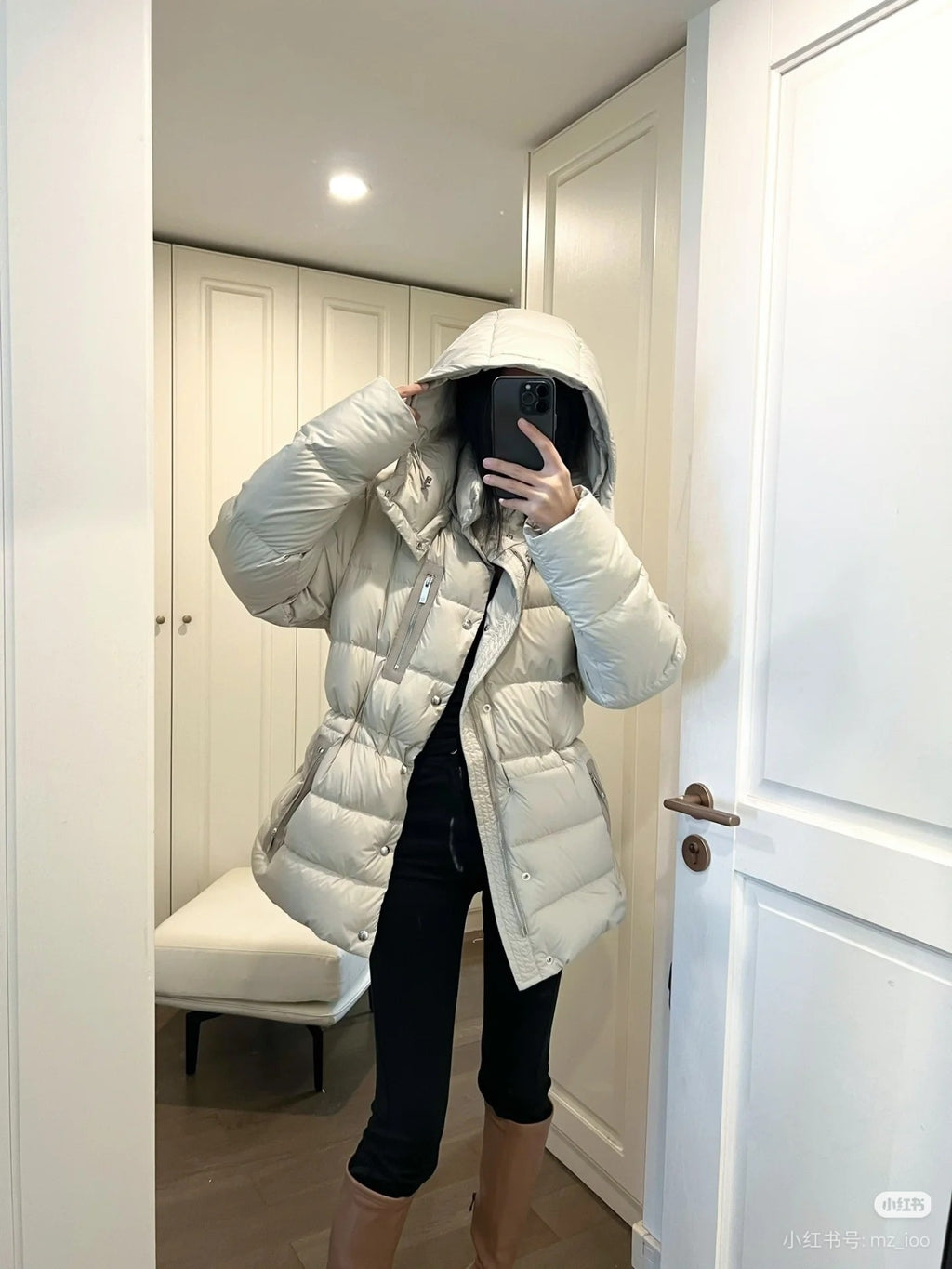 Moncler Hooded Zip-Up Graphic Down Jacket - view 16
