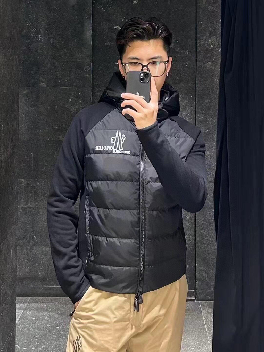 Moncler Hooded Zip-Up Graphic Down Jacket - view 16