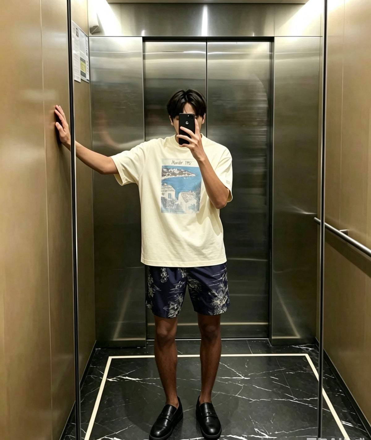 Moncler Graphic T-Shirt - view 16