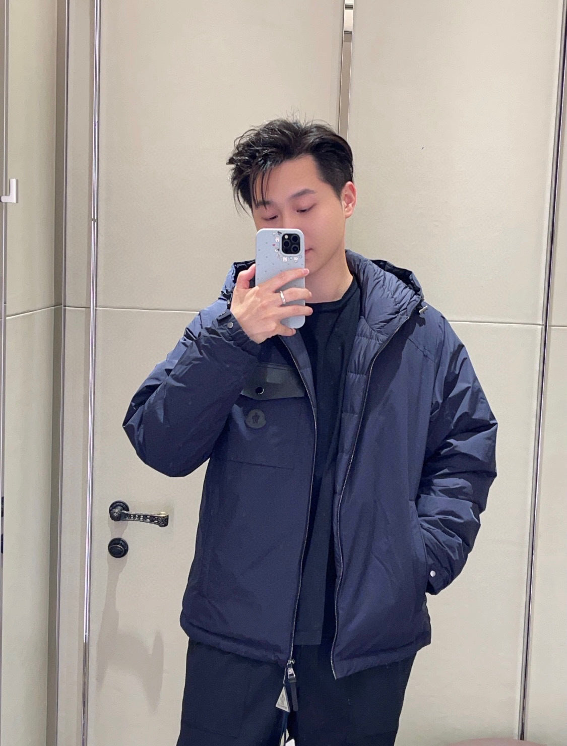 Moncler Hooded Zip-Up Logo Down Jacket - view 16