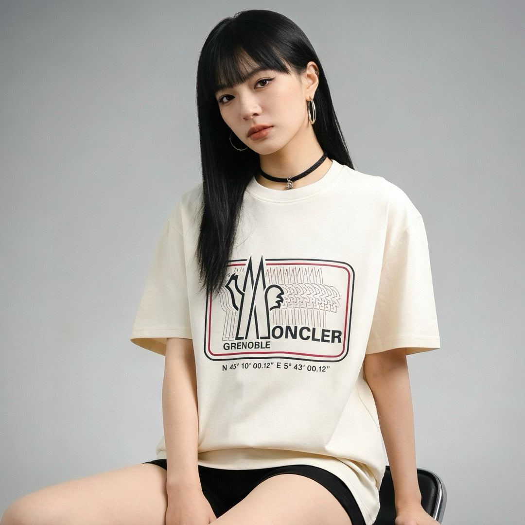 Moncler Graphic T-Shirt - view 16