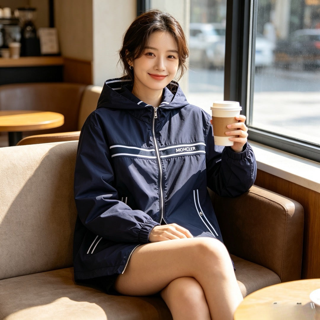 Moncler Hooded Zip-Up Embroidered Jacket - view 17