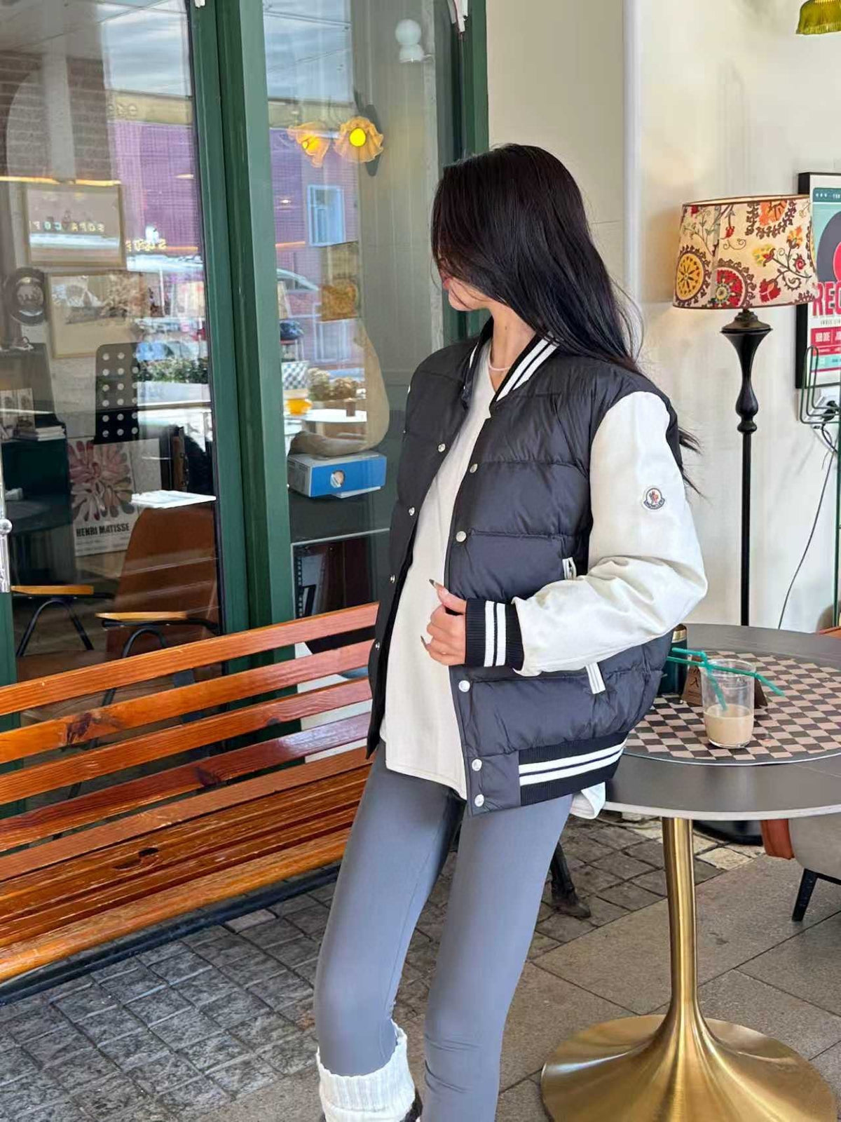 Moncler Zip-Up Lightweight Down Jacket - view 17